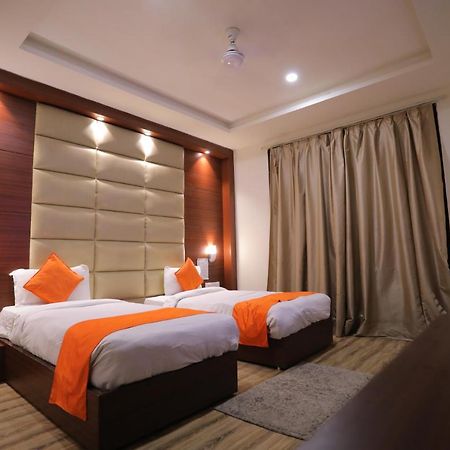 Hotel Marygold Агра Екстер'єр фото