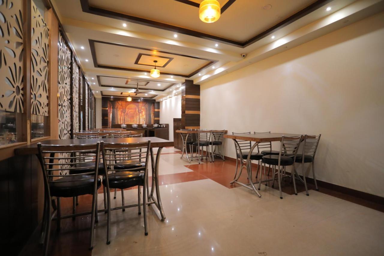 Hotel Marygold Агра Екстер'єр фото