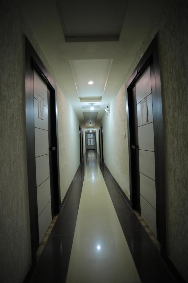 Hotel Marygold Агра Екстер'єр фото