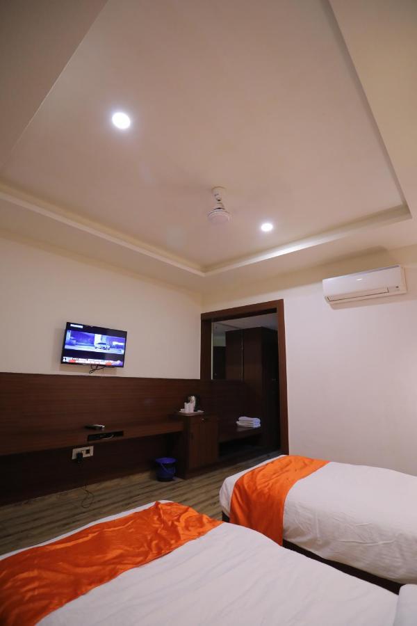 Hotel Marygold Агра Екстер'єр фото