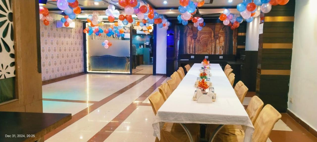 Hotel Marygold Агра Екстер'єр фото